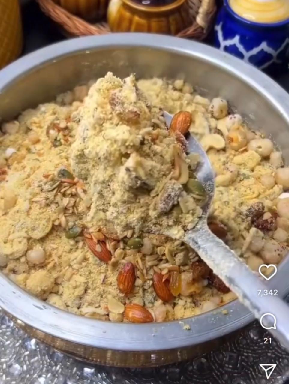 Mom Masala Premium Pinjiri