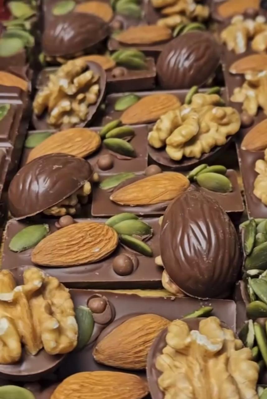 Mom Masala Signature Bites